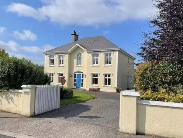Boru, Dun Na Ri, Two Mile Borris, Twomileborris, Co. Tipperary.