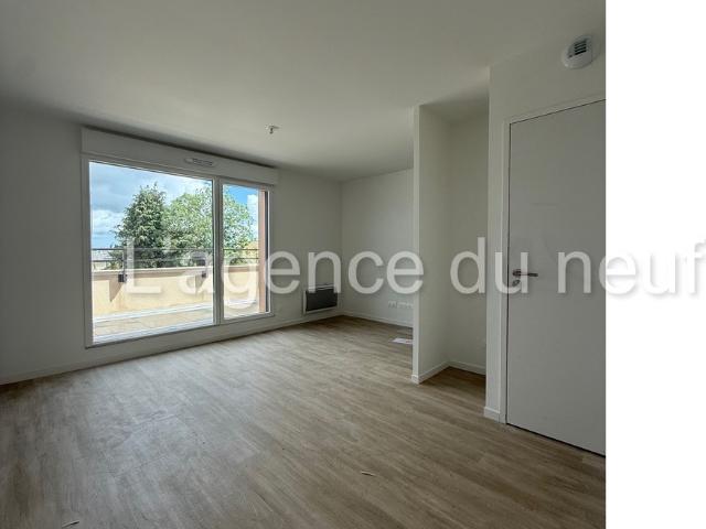 Bord de mer balcon et parking
