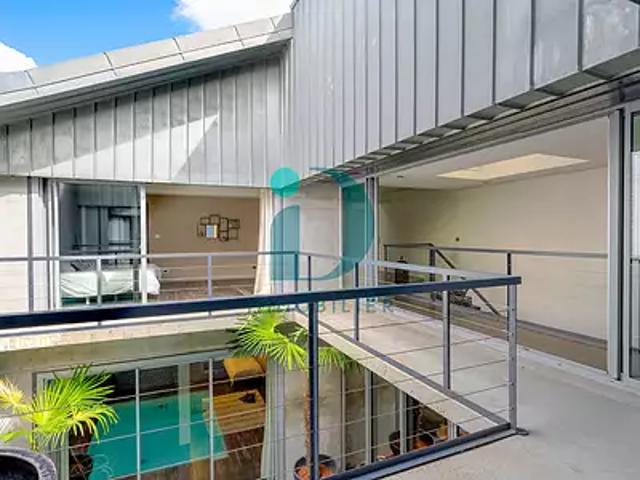 Bordeaux 33000 Achat / Vente appartement 6 pièces t6 au dernier étage piscine