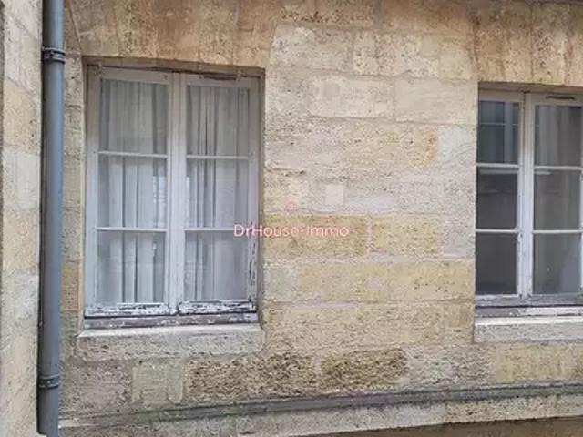 Bordeaux 33000 Achat / Vente appartement 1 pièce t1 au dernier étage