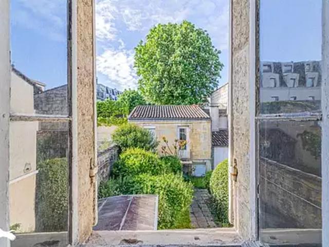 Bordeaux 33000 Achat / Vente appartement 2 pièces t2 au dernier étage