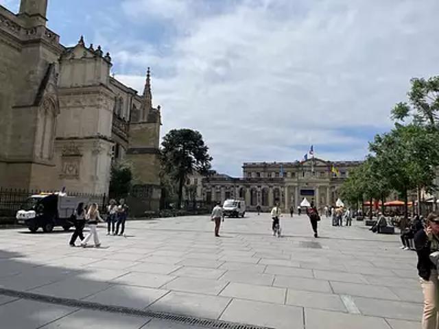 Bordeaux 33000 Achat / Vente divers 1 pièce
