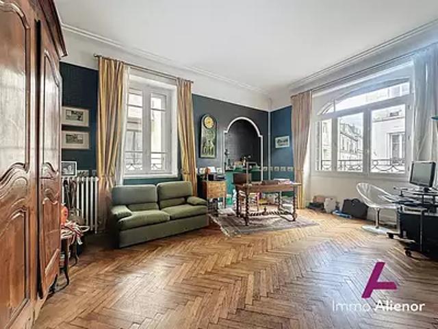 Bordeaux 33000 Achat / Vente maison 8 pièces t8 terrasse parking