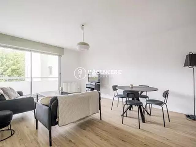Bordeaux 33000 Location appartement 4 pièces t4 terrasse