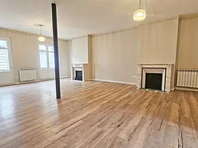 Bordeaux 33000 Location appartement 4 pièces t4 terrasse
