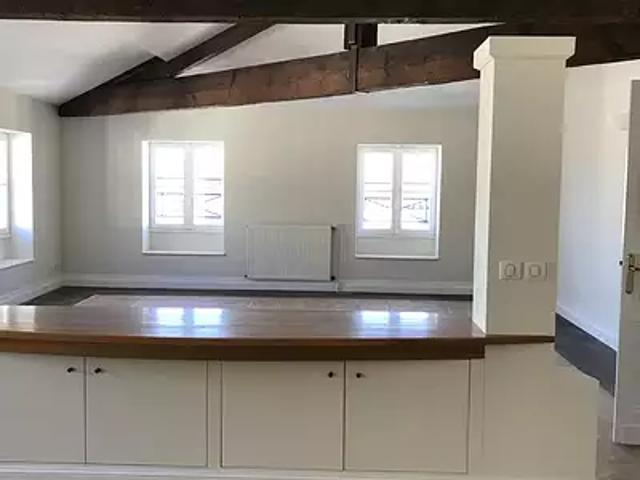 Bordeaux 33000 Location appartement 5 pièces t5 au dernier étage