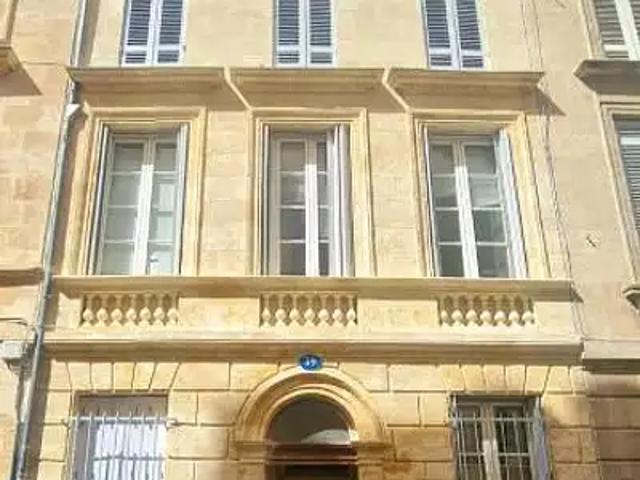 Bordeaux 33000 Location appartement 1 pièce t1 cave