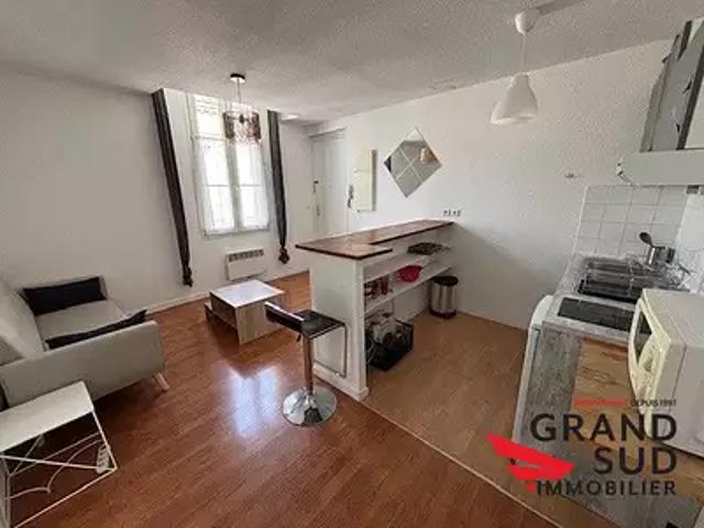 Bordeaux 33000 Location appartement 2 pièces t2 au dernier étage