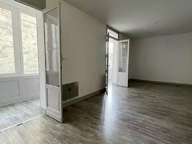 Bordeaux 33000 Location appartement 3 pièces t3 au dernier étage