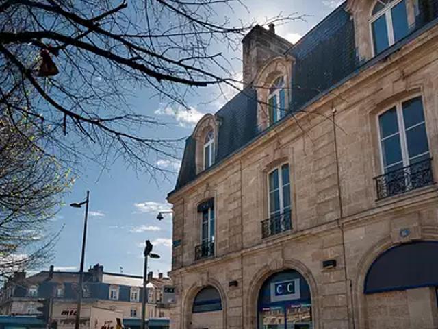 Bordeaux 33000 Location appartement 3 pièces t3 cave