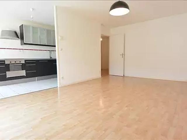 Bordeaux 33000 Location appartement 3 pièces t3 parking