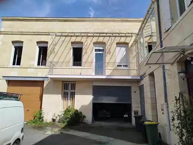 Bordeaux 33000 Location divers 5 pièces