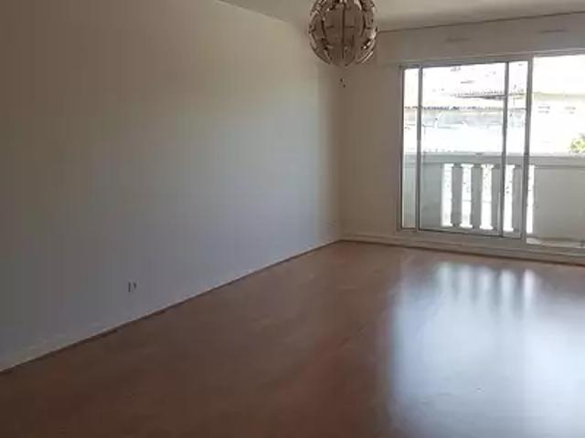 Bordeaux 33200 Location appartement 3 pièces t3 parking
