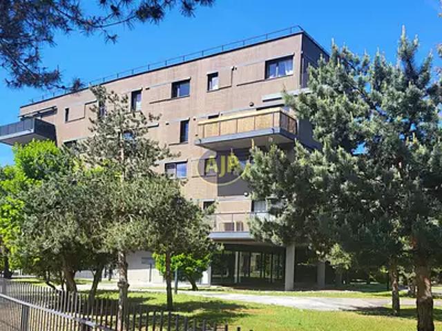 Bordeaux 33300 Achat / Vente appartement 3 pièces t3 terrasse parking