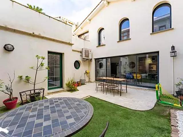 Bordeaux 33300 Achat / Vente maison 7 pièces t7 au dernier étage