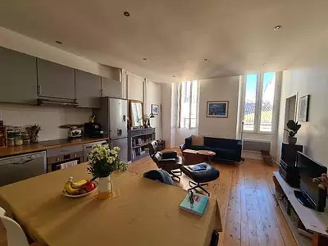 Bordeaux 33300 Location appartement 3 pièces t3 terrasse
