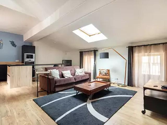 Bordeaux 33300 Location appartement 3 pièces t3 au dernier étage