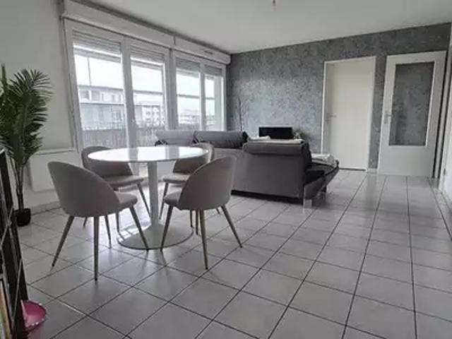 Bordeaux 33800 Achat / Vente appartement 2 pièces t2 au dernier étage parking