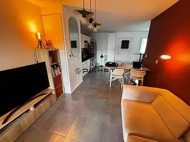 Bordeaux 33800 Achat / Vente appartement 2 pièces t2 cave parking
