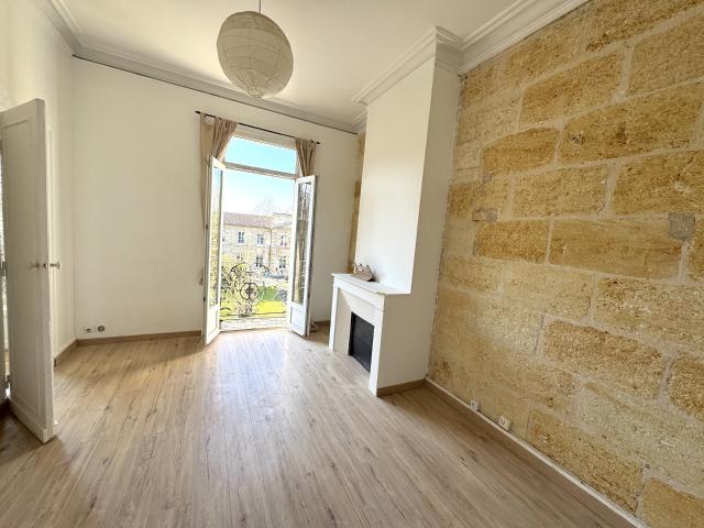 Bordeaux Victoire Charmant Studio Rénové Situé Plein Sud