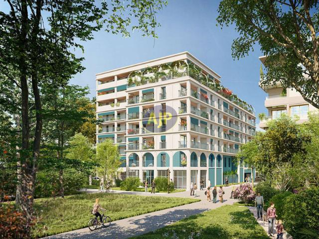 BORDEAUX Apt T5 avec loggia