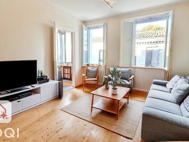 Bordeaux Beau potentiel pour ce studio de 25m² à rénover