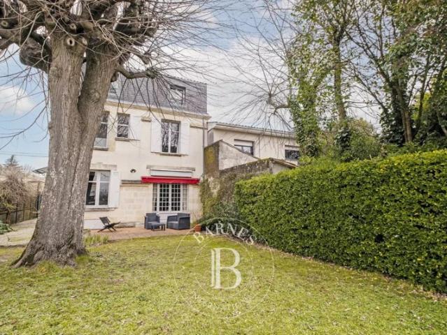 Bordeaux Bel Air Maison de 229 m² Jardin Garages Cave