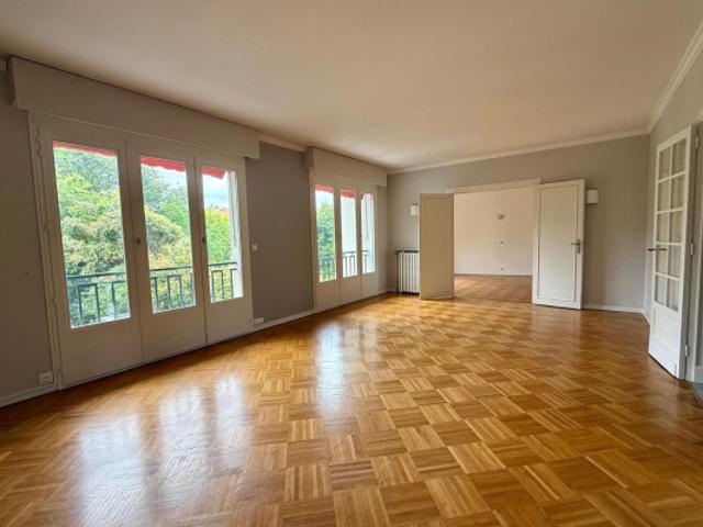 BORDEAUX CAUDERAN CENTRE Appartement Darchand T5 de 133m2