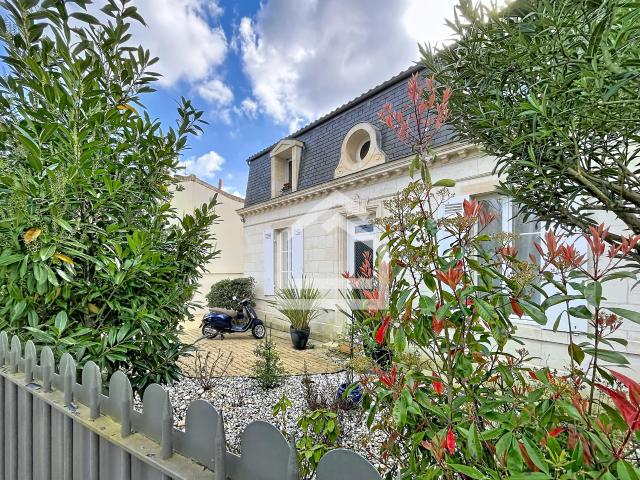BORDEAUX Caudéran, Élégante demeure familiale avec piscine