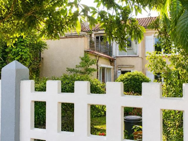 Caudéran Maison de ville avec jardin et grand garage