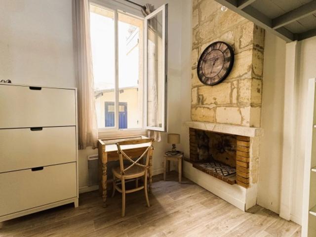 Bordeaux Centre Petite maison en 2ème ligne