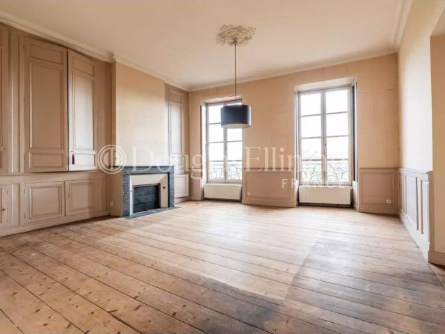 Bordeaux Chartrons Appartement à rénover 121m² Bordeaux