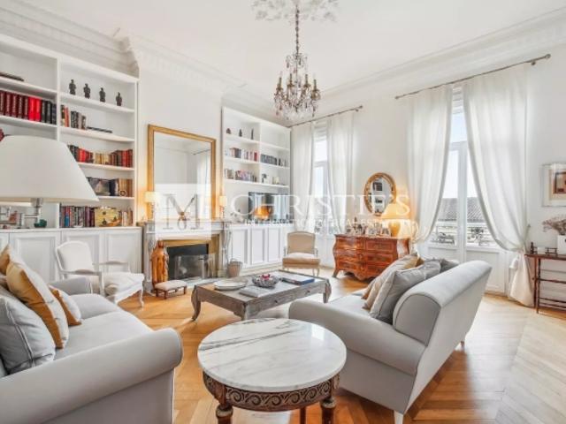 Bordeaux, Chartrons Bel Appartement de 3 chambres