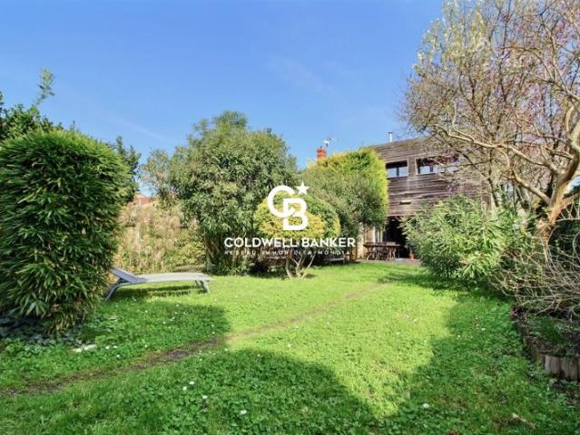 Bordeaux Chartrons – Belle maison familiale avec Jardin Garage Dépendance aménagée