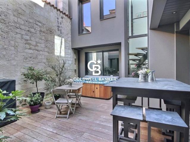 BORDEAUX CHARTRONS LOFT 4 CHAMBRES GARAGE TERRASSE SPA