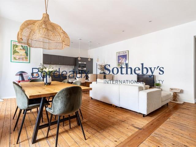 Bordeaux Chartrons Superbe Appartement 90M² Avec Place D. 90m² Bordeaux