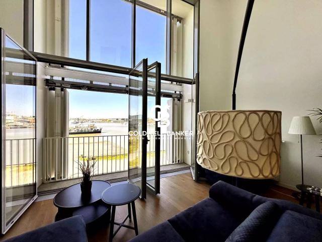 BORDEAUX DUPLEX 3 CHAMBRES 2 PARKING