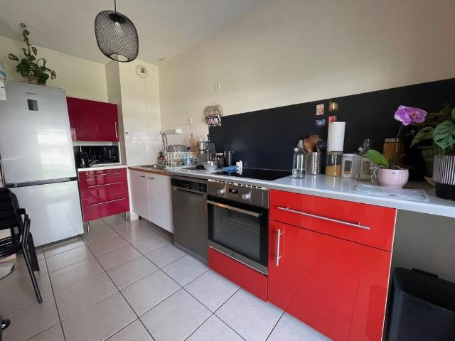 BORDEAUX EMILE COUNORD T3 AVEC BALCON + PARKING