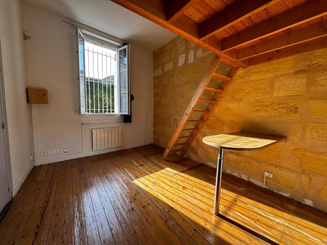 Bordeaux Hôtel de Police Charmant T1bis de 26 m2