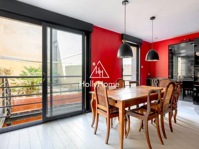 BORDEAUX HYPERCENTRE Incroyable appartement T4 avec jardin