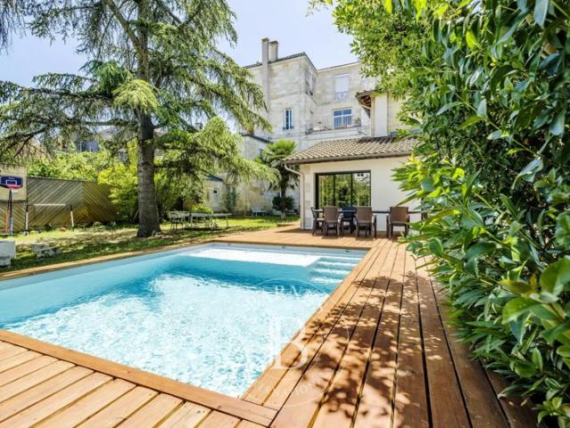 Bordeaux Jardin Public Maison de 168 m² Jardin 600 m² Piscine Garage