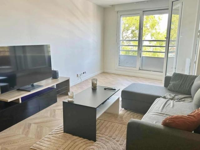 BORDEAUX NANSOUTY APPARTEMENT T3 AVEC BALCON