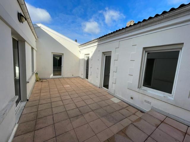 Bordeaux Palais Gallien Magnifique appartement T6 de 221 m