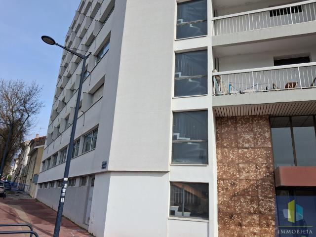 BORDEAUX PELLEGRIN APPARTEMENT T2 LUMINEUX A RENOVER exclusivité IMMOBILIA