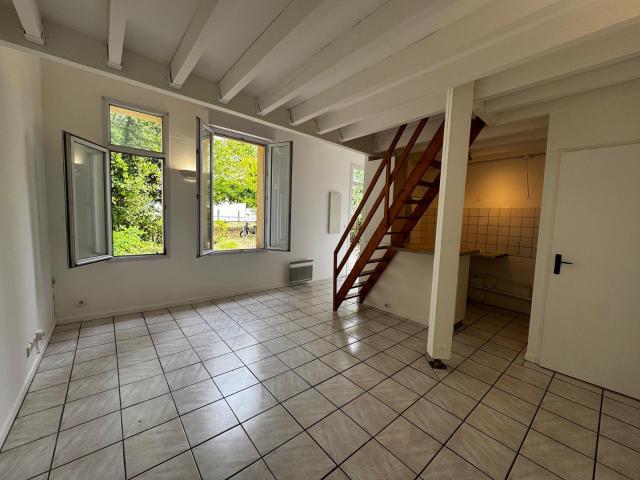 Bordeaux Pellegrin T1 bis avec Mezzanine et Jardin