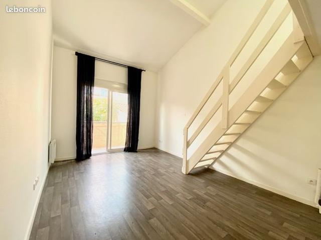Bordeaux Saint Nicolas – Charmant T1 bis avec balcon au calme