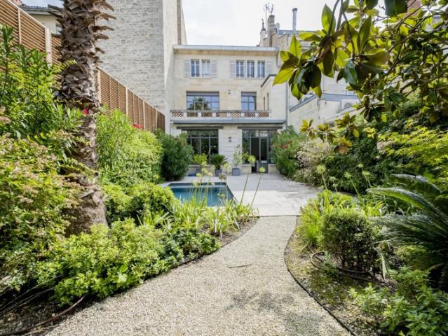 Bordeaux Saint Seurin Maison de 294 m² Jardin Piscine