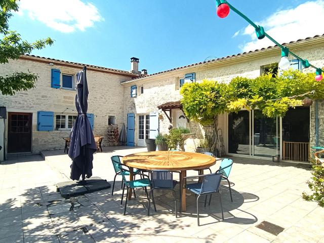 Bords Vente Maison 17
