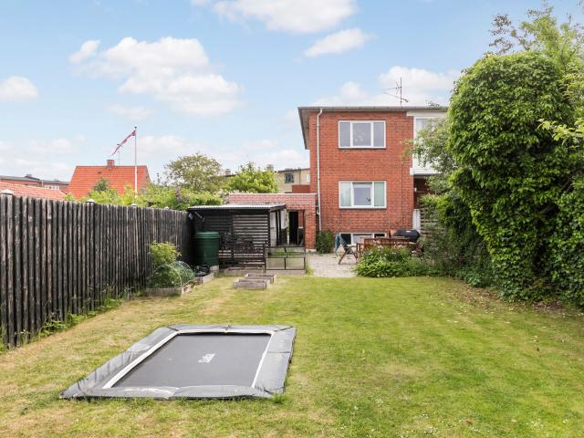 Borghaven 8, 1
