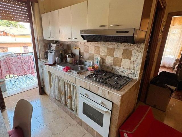Borghesiana | Trilocale con terrazzo | Arredato